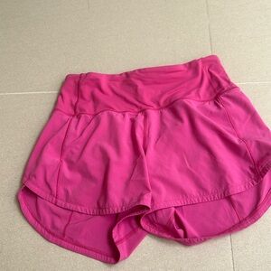 Perfect condition lululemon speed ups size 4, 4 inch inseam